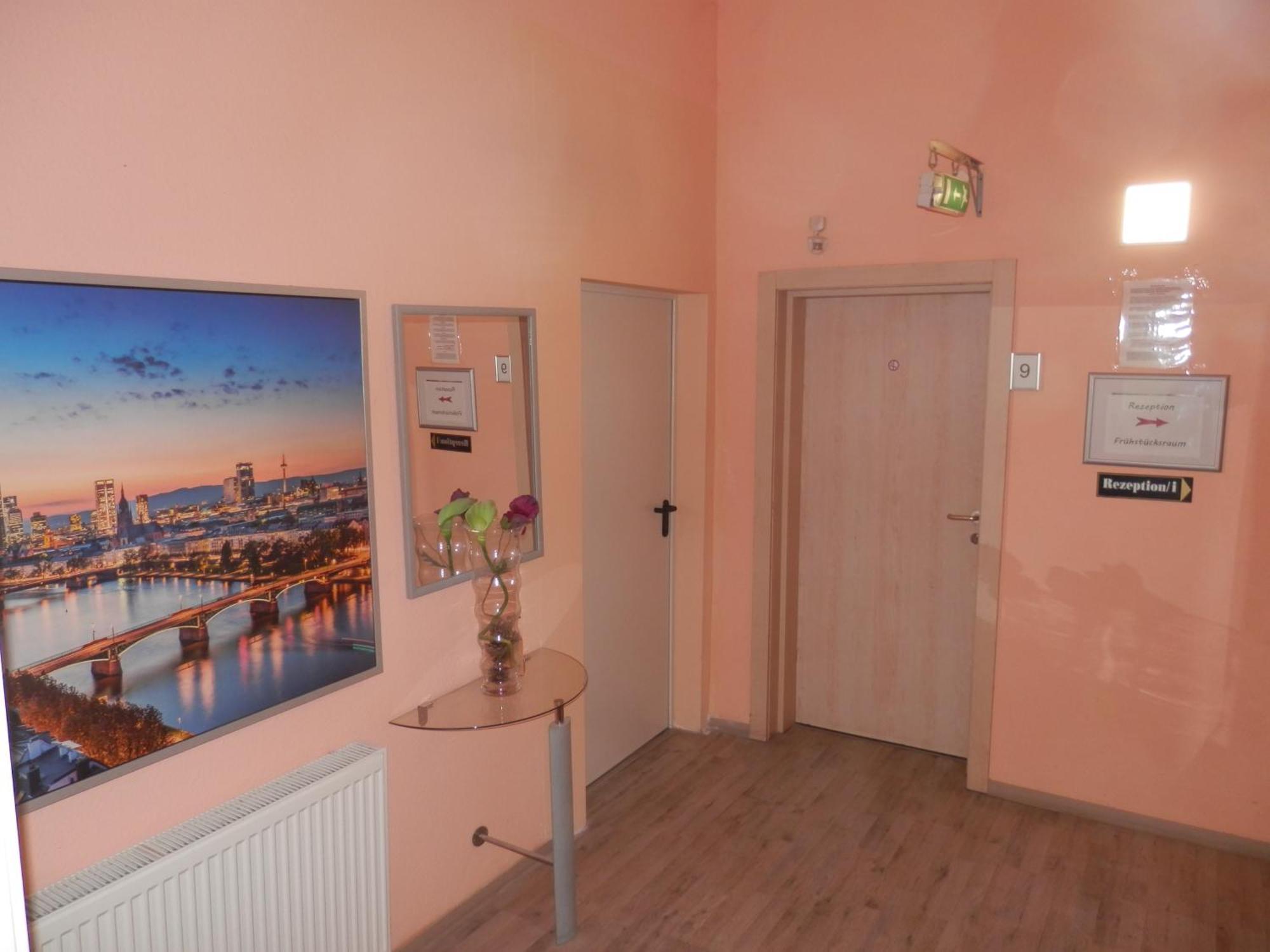 Relax Hotel-Ludwigshafen מראה חיצוני תמונה
