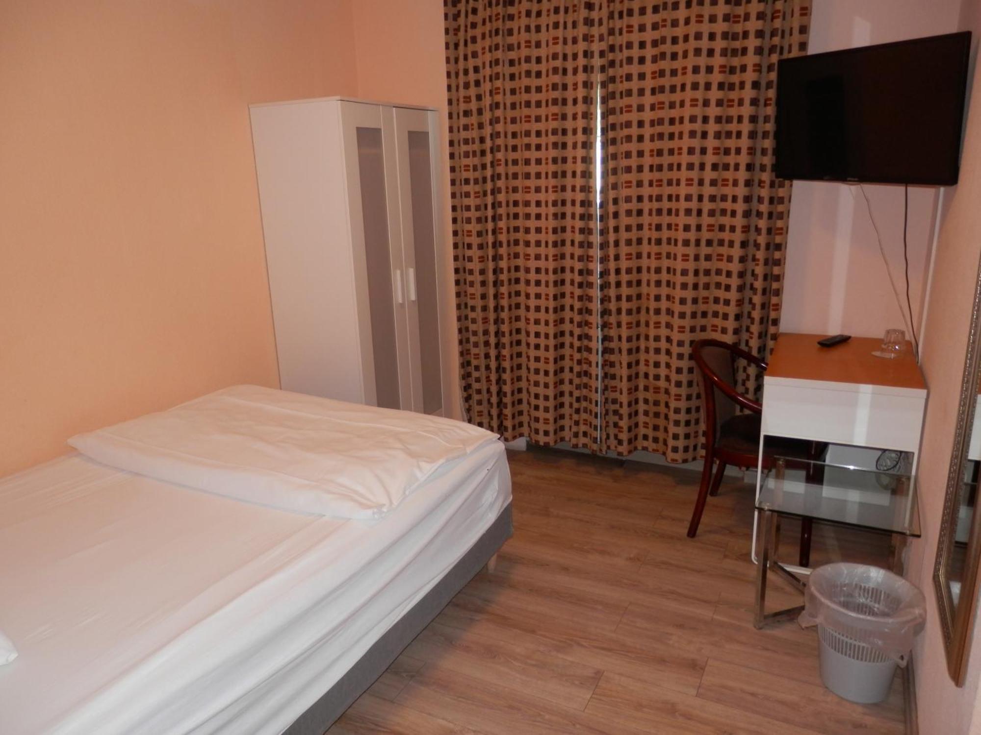 Relax Hotel-Ludwigshafen מראה חיצוני תמונה
