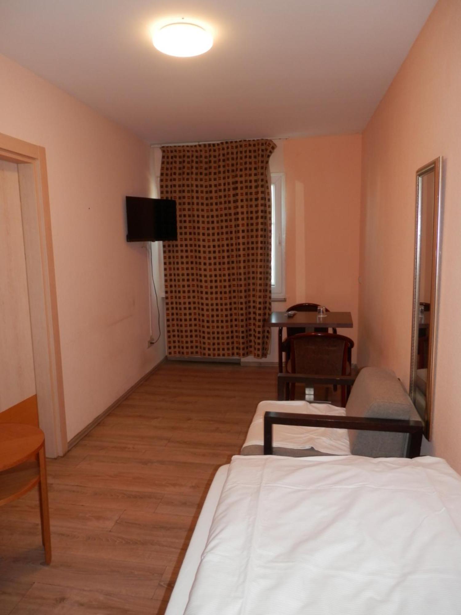 Relax Hotel-Ludwigshafen מראה חיצוני תמונה