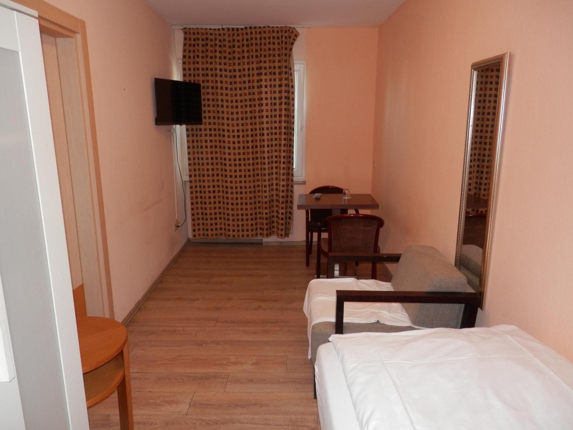 Relax Hotel-Ludwigshafen מראה חיצוני תמונה